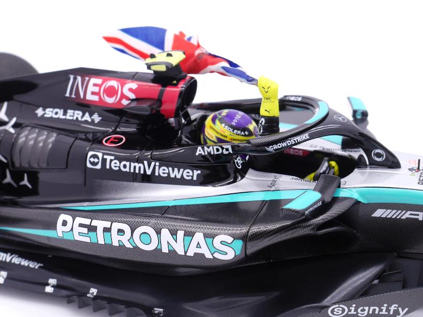 2003 Hot-Wheels Mild Seven Renault R23 F Alonso Japanese GP -1/18